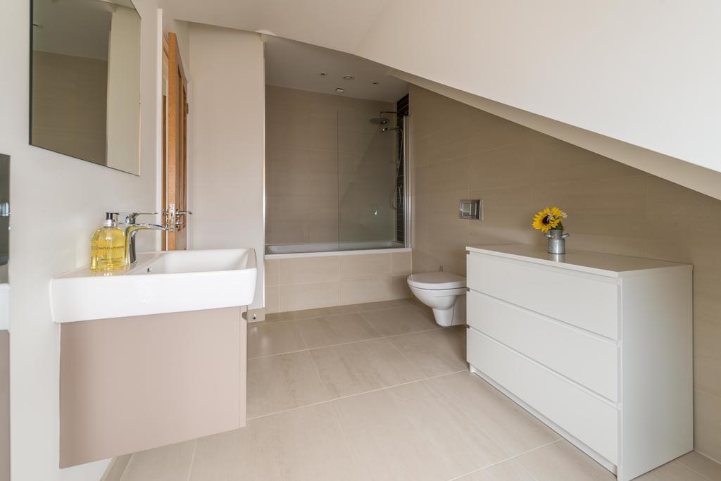 Hampden Apartments - The Elizabeth Windsor Bagian luar foto